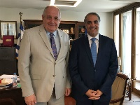 نائب وزير الخارجية اليوناني يجتمع مع سفير دولة قطر