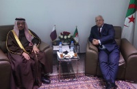 وزير التجارة الجزائري يجتمع مع سفير قطر