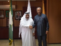 وزير الخارجية النيجيري يجتمع مع سفير قطر