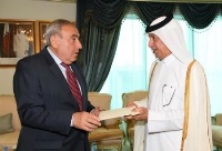 وزير الدولة للشؤون الخارجية يتسلم نسخة من أوراق اعتماد سفير أرمينيا