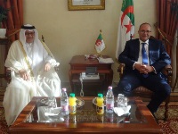 وزير الفلاحة الجزائري يجتمع مع سفير قطر