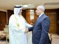 وزير النقل العراقي يجتمع مع سفير قطر 