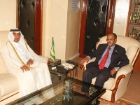 وزير الشؤون الإسلامية والتعليم الأصلي الموريتاني يستقبل سفيرنا