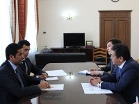 النائب الأول لرئيس وزراء قيرغيزيا يلتقي سفيرنا
