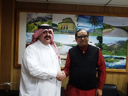 Bangladesh Civil Aviation Minister Meets Qatari Ambassador
