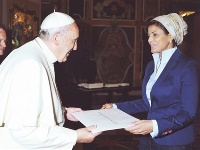 Pope Receives Credentials of Qatar's Ambassador