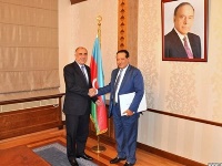  Azeri Foreign Minister Meets Qatar's Ambassador
