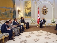 الرئيس التونسي يستقبل سعادة وزير الخارجية
