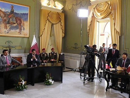 HH the Emir, Venezuelan President Witness Signing of Agreements
