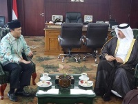 مساعد الوزير للشؤون الخارجية يلتقي عددا من المسؤولين الإندونيسيين