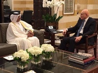 رئيس الحكومة اللبنانية يستقبل سفير قطر