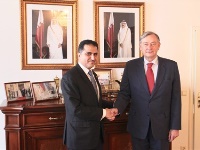 الرئيس السلوفيني السابق يلتقي سفير قطر