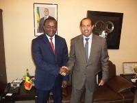 وزير التجارة السنغالي يستقبل سفير قطر