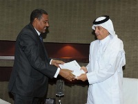 سمو الأمير يتلقى رسالة من رئيس النيجر