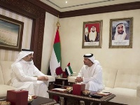الشيخ هزاع بن زايد يستقبل سفير دولة قطر