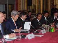 سعادة وزير الخارجية يشارك في اجتماع باريس حول سوريا