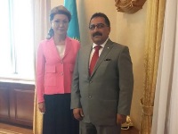 نائبة رئيس الوزراء بجمهورية كازاخستان تستقبل سفير قطر
