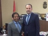 نائب رئيس وزراء صربيا يجتمع مع سفير قطر